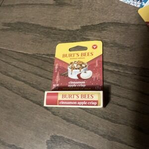 Cinnamon Apple Crisp Lip Balm Burts Bees Limited Holiday Edition .15 oz